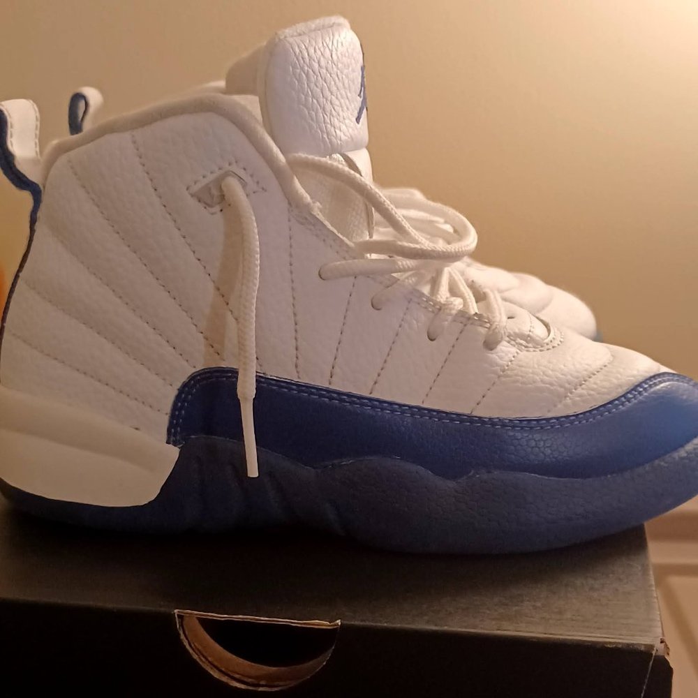 Boys Air Jordan 12